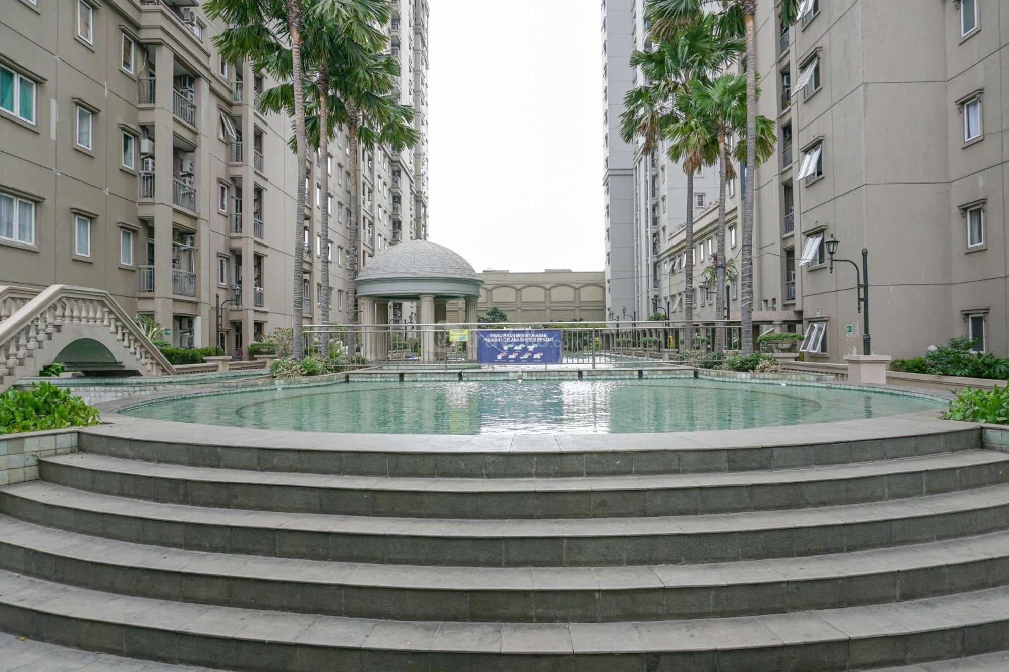 Apartment Cozy Grand Palace Kemayoran By Travelio